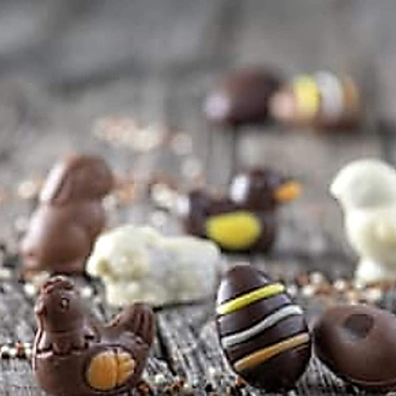 Decorated Mix of Easter Figurines Chocolate with Hazelnut Filling - 250 Grams