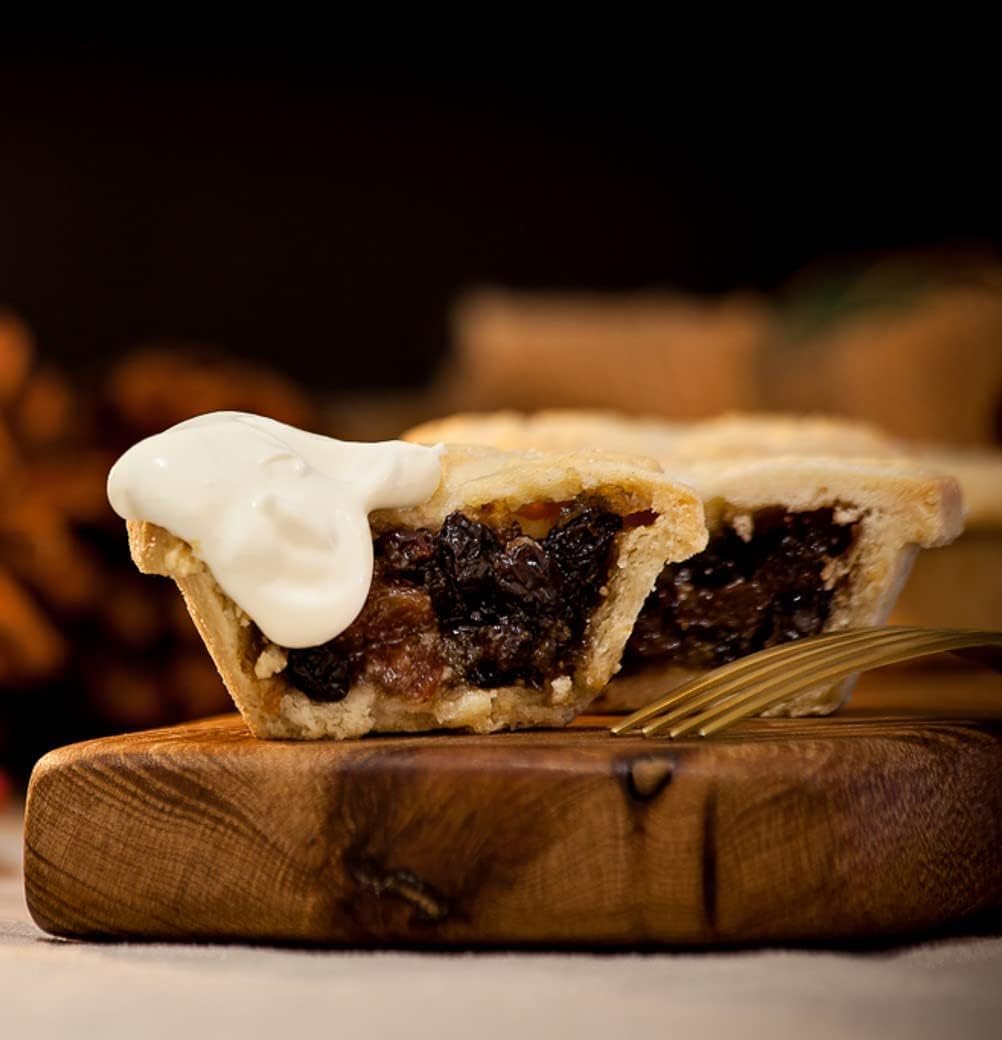 Walkers Shortbread All Butter Pastry Christmas Mince Pies with Fruits and Spices (2 x 372g)