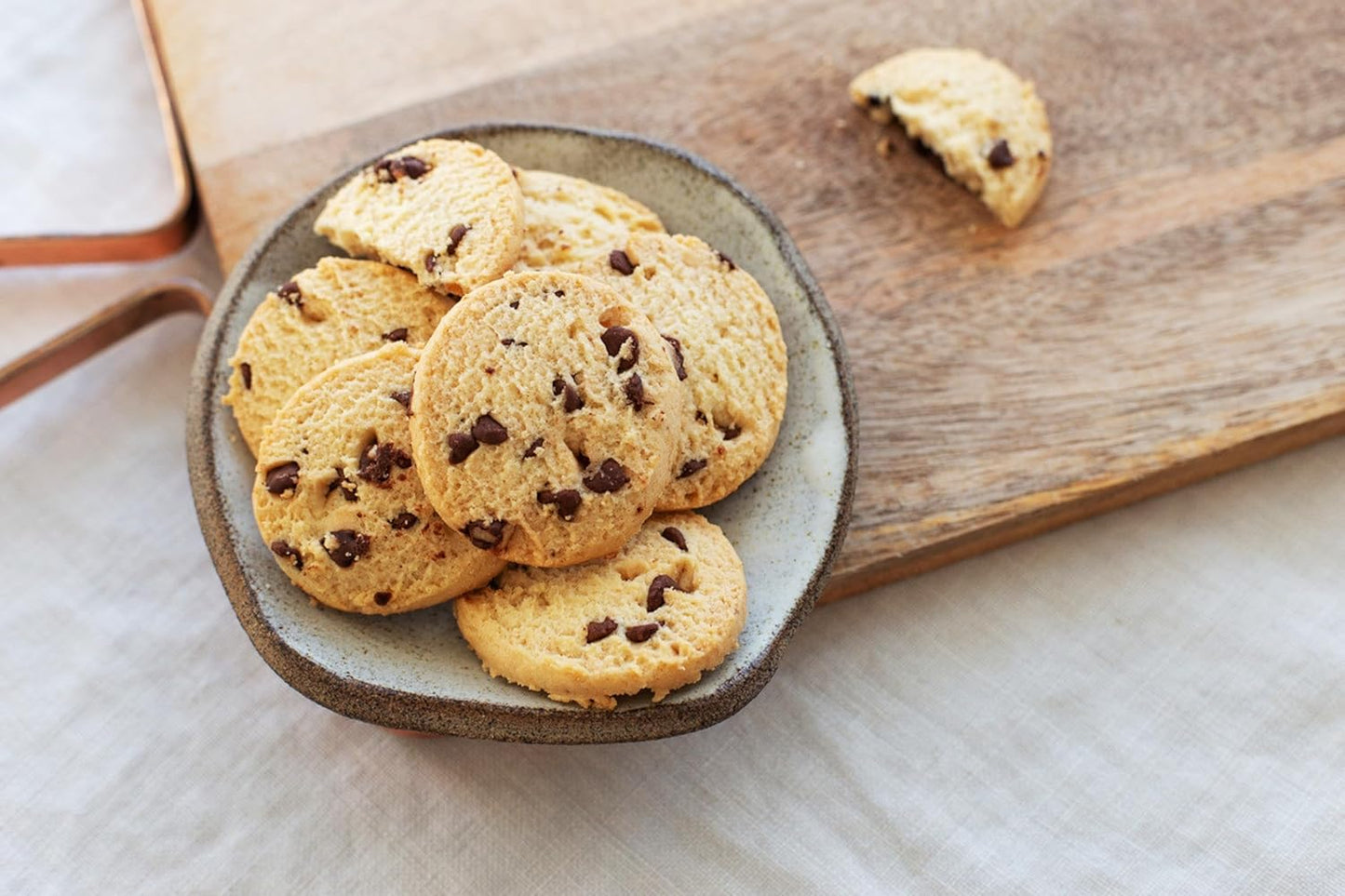 Walkers Shortbread Gluten Free Assortment (All Butter and Chocolate Chip Rounds) 280g